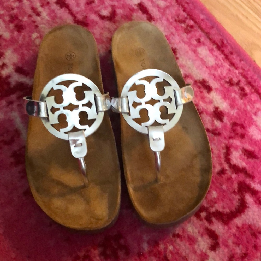 BRAND NEW - Tory Burch Miller Cloud Metallic Silver Sandals - Size 8